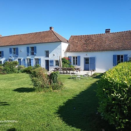 Le Champ De L'Eau Bed & Breakfast Crecy-la-Chapelle Exterior photo