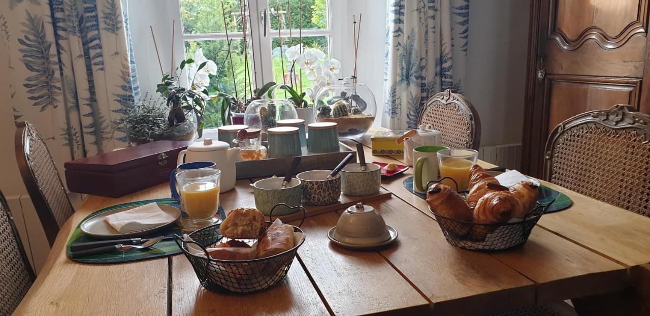 Le Champ De L'Eau Bed & Breakfast Crecy-la-Chapelle Exterior photo